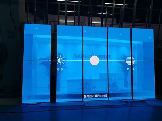 Outdoor Digital Poster LED Display P3 3MM 576x1920 5500cd Customized